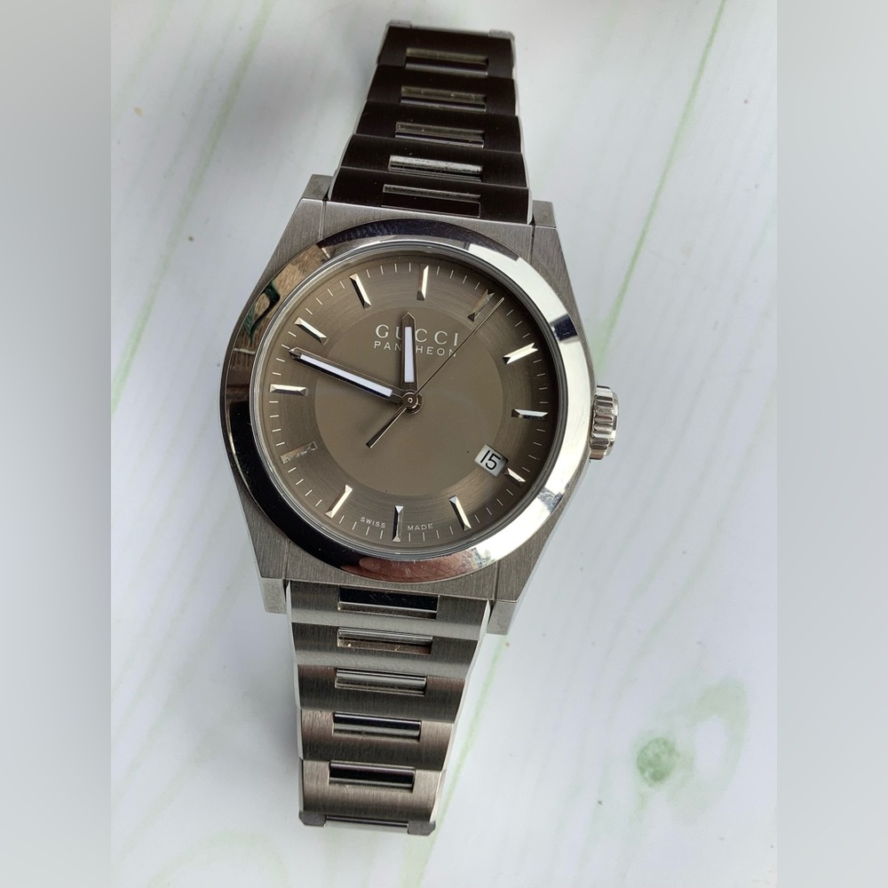 GUCCI Pantheon mens DRESS watch⭐️🌟⭐️